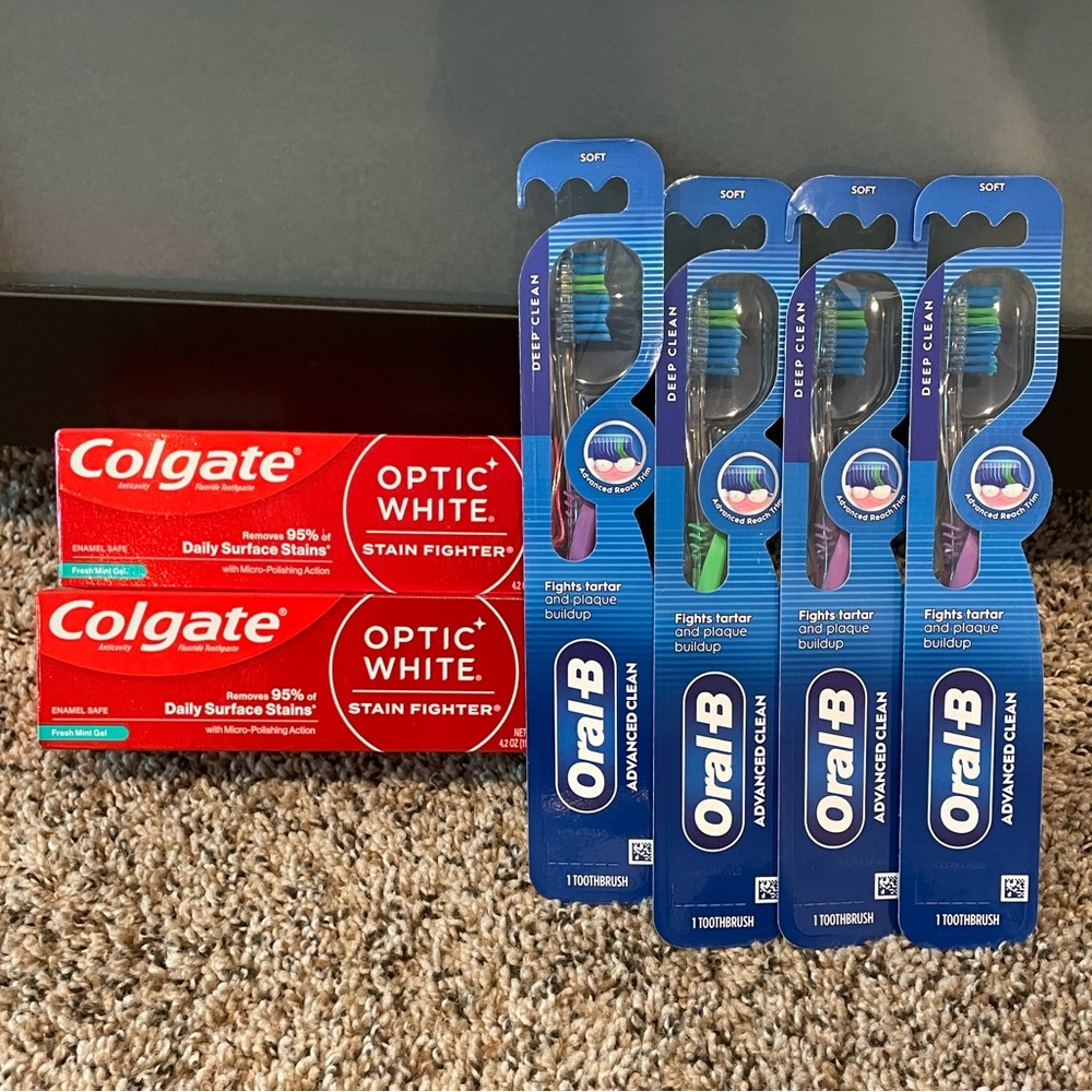 6 Bundle Colgate toothpaste and Oral-B Toothbrush
